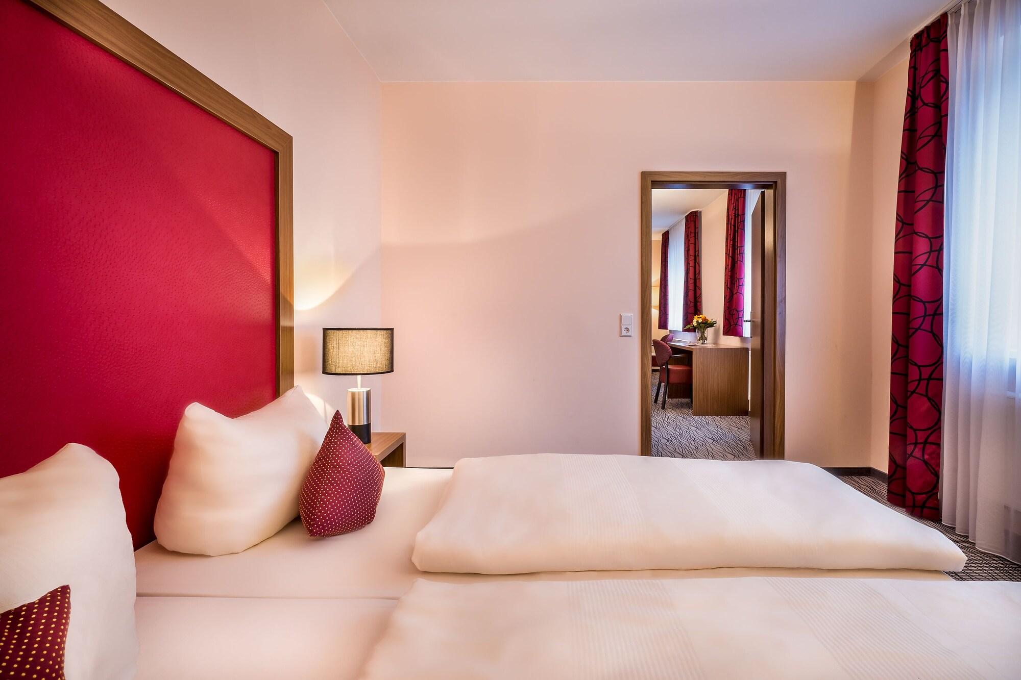 Scope Hotel Dresden Airport Buitenkant foto