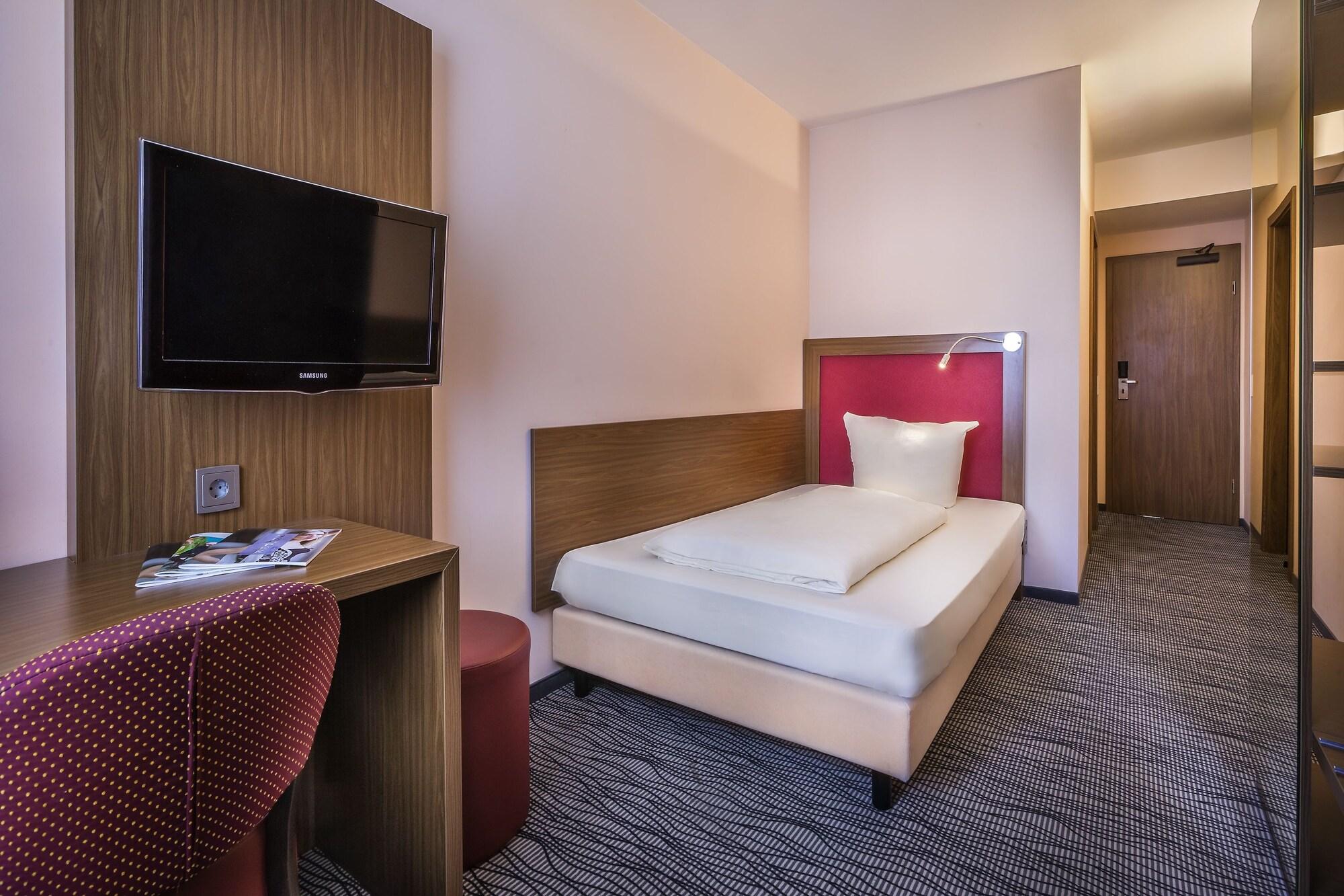 Scope Hotel Dresden Airport Buitenkant foto