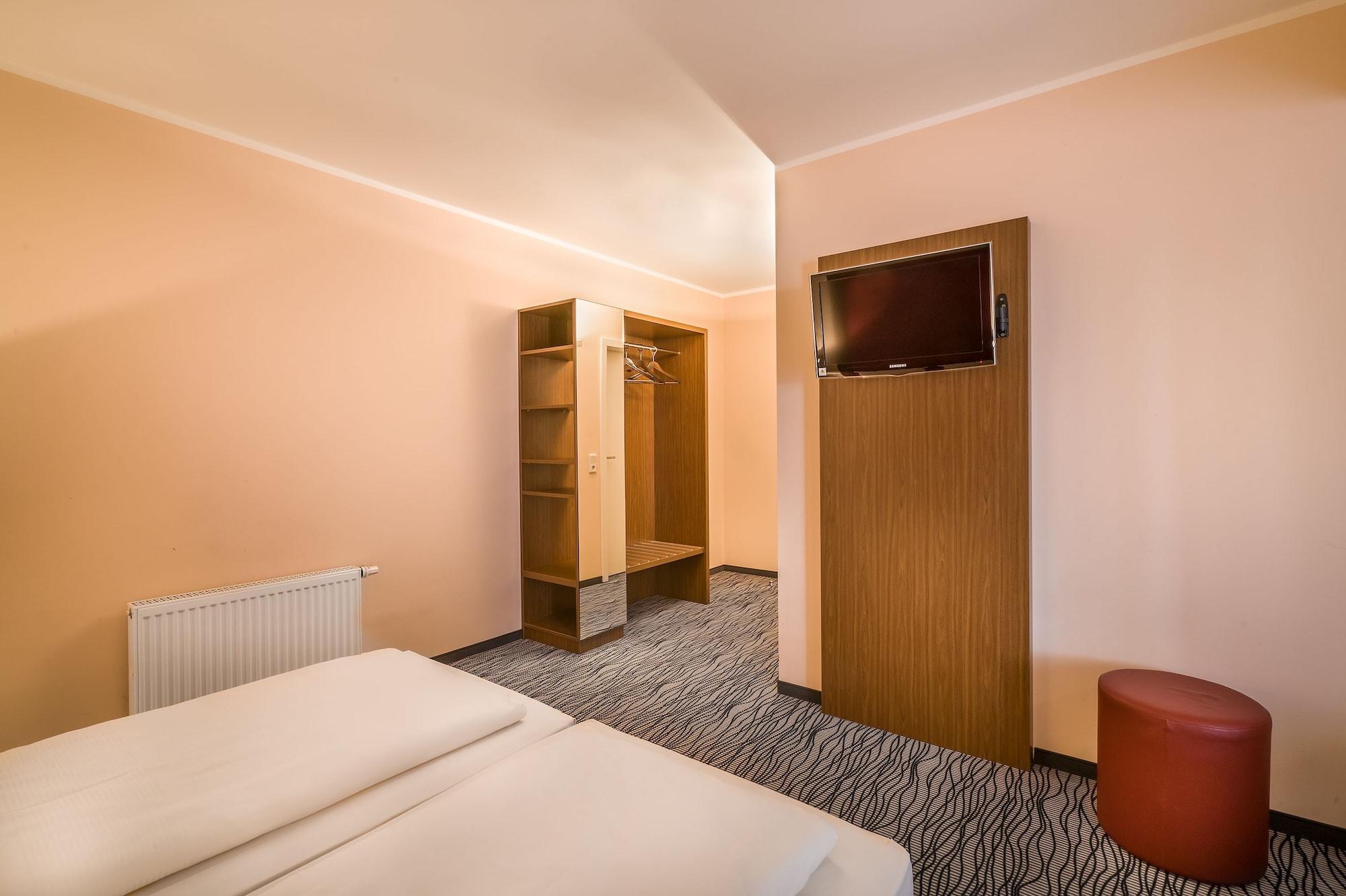 Scope Hotel Dresden Airport Buitenkant foto
