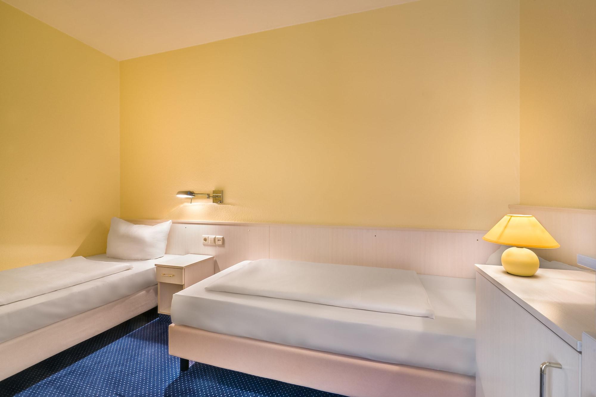 Scope Hotel Dresden Airport Buitenkant foto